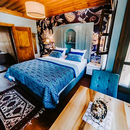 Misgibi Bed & Breakfast 3*