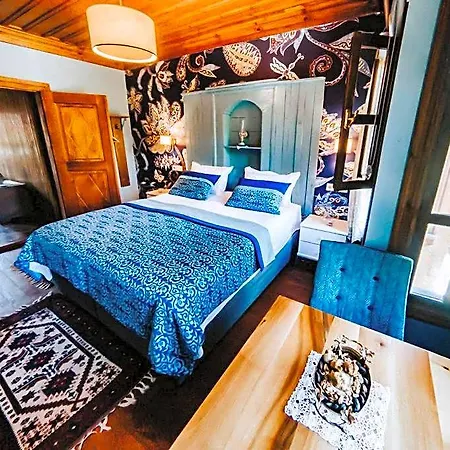 Couette-café Misgibi 3*